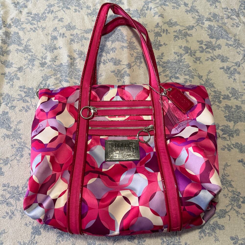 VTG Y2K Coach Poppy Kaleidoscope Shoulder Bag Magenta Pink Patent Leather Nickel